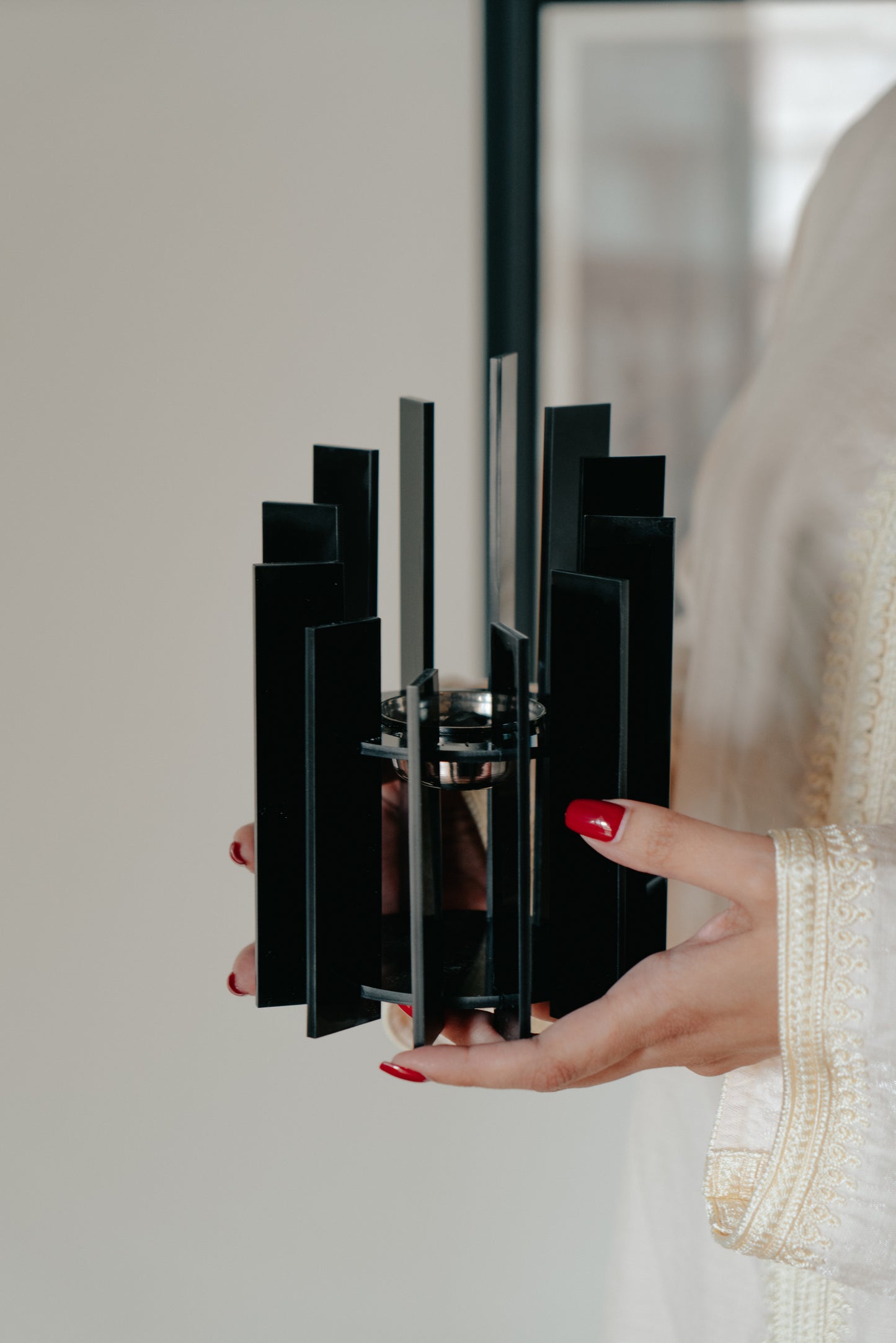 مبخر أكريليك أسود